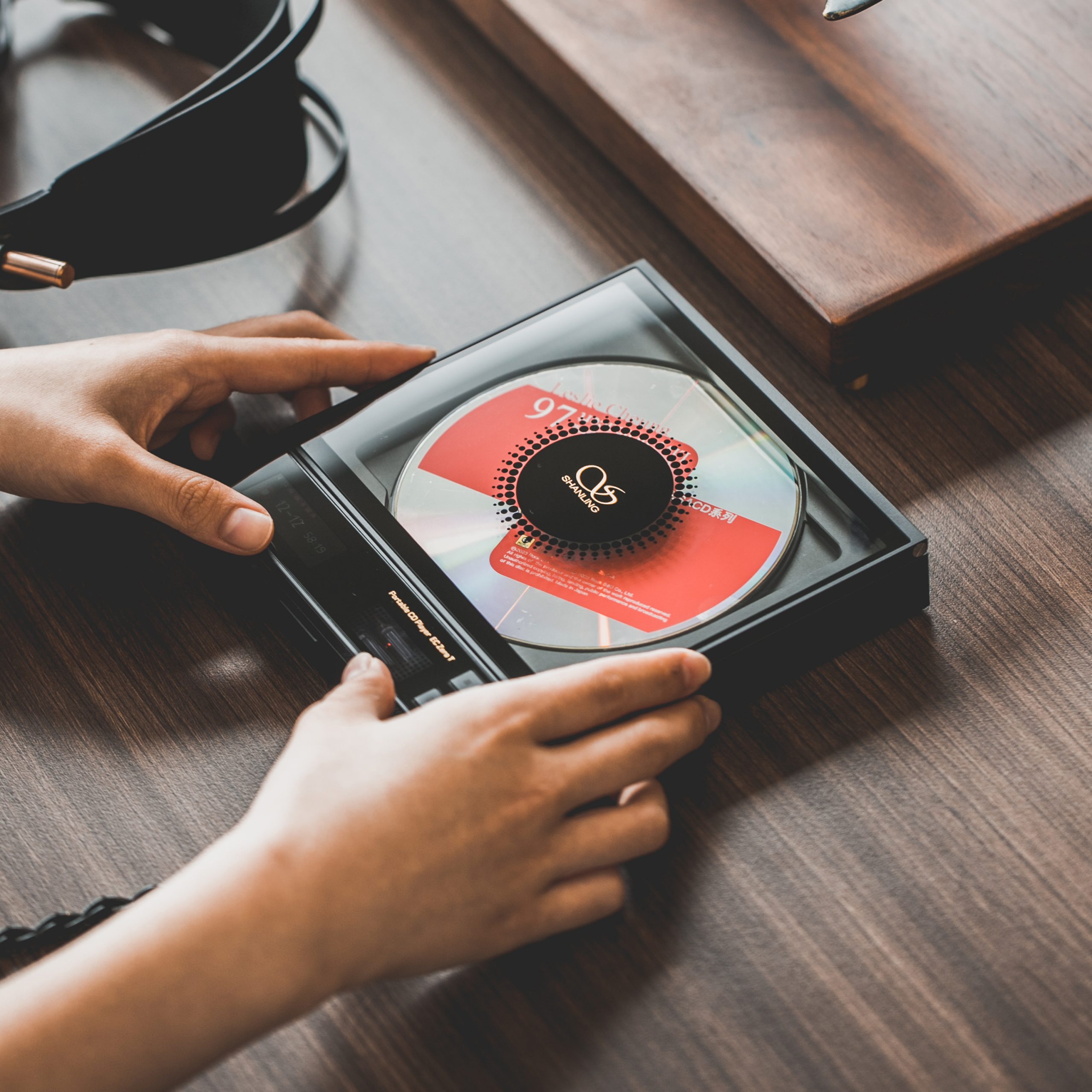 Shanling EC Zero T Portable CD Player with Tube Output - Image 7